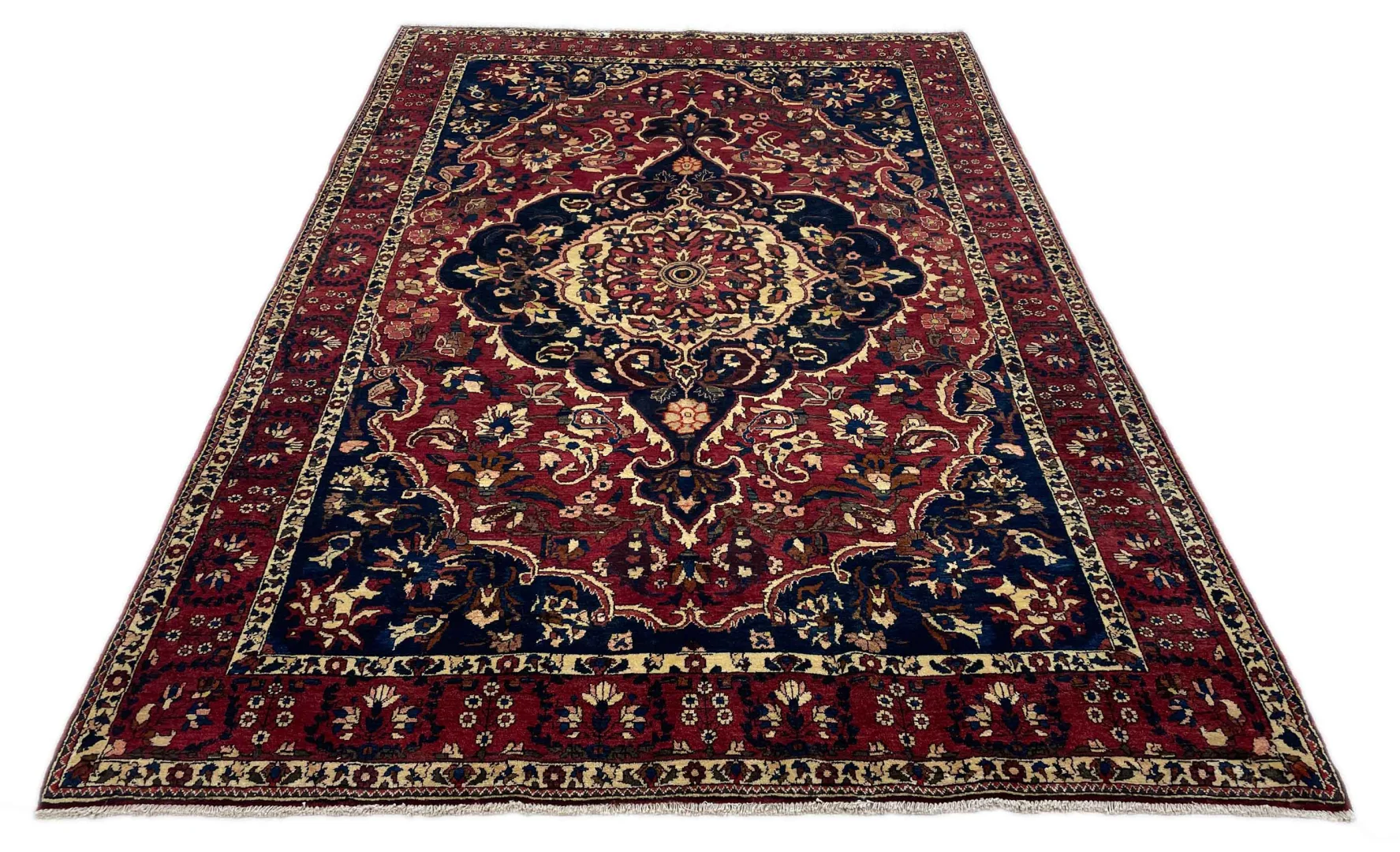 Bakhtiar Teppich 332 x 220 cm – Gartenmuster mit Pflanzen- und Tiermotiven, 150.000 - 200.000 Knoten/m², robust und weich, handgeknüpft, Perserteppich