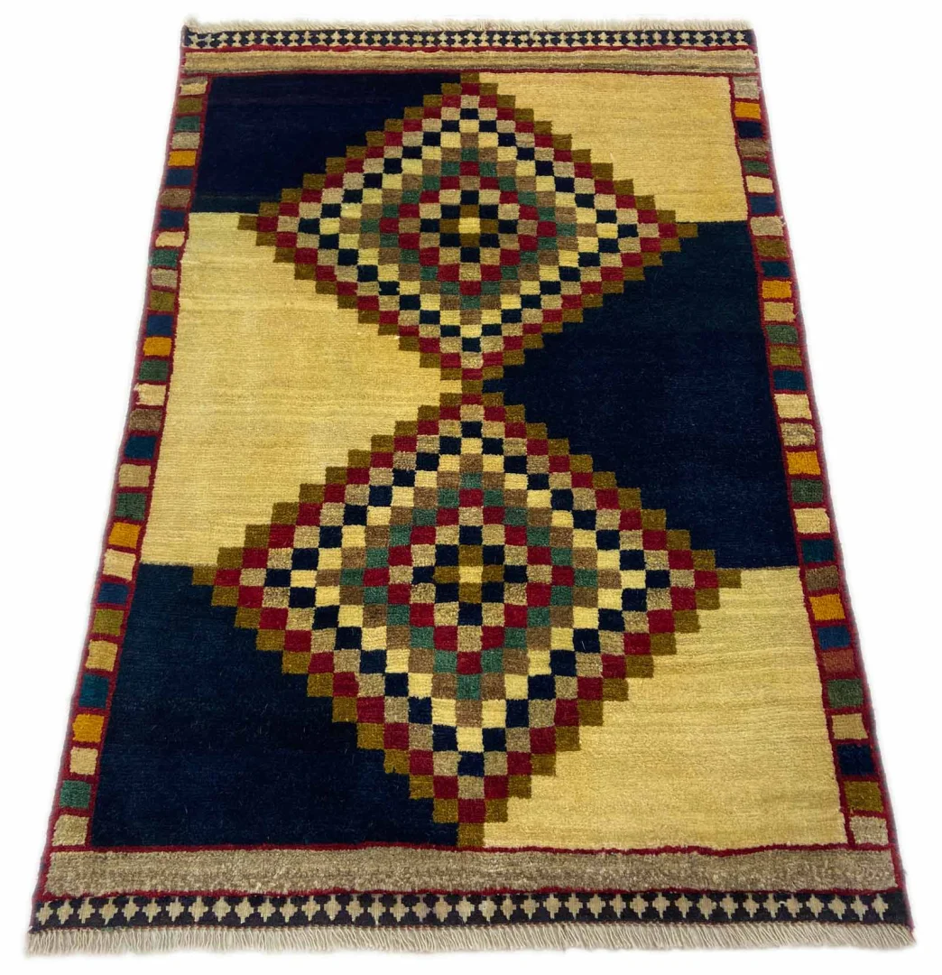 Gabbeh Shuli Teppich 144 x 100 cm - Ausgefallene Muster aus glanzvoller Schurwolle, Knotendichte 90.000-180.000/m², handgeknüpft, Perserteppich