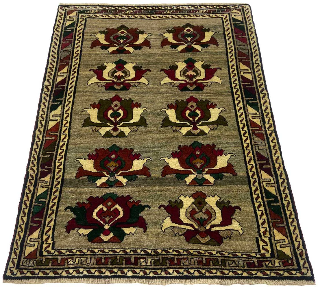 Gabbeh - Shuli Teppich 168 x 118 cm, ausgefallene Muster auf glanzvoller Schurwolle, Knotendichte: 90.000 - 180.000/m², handgeknüpft, Perserteppich