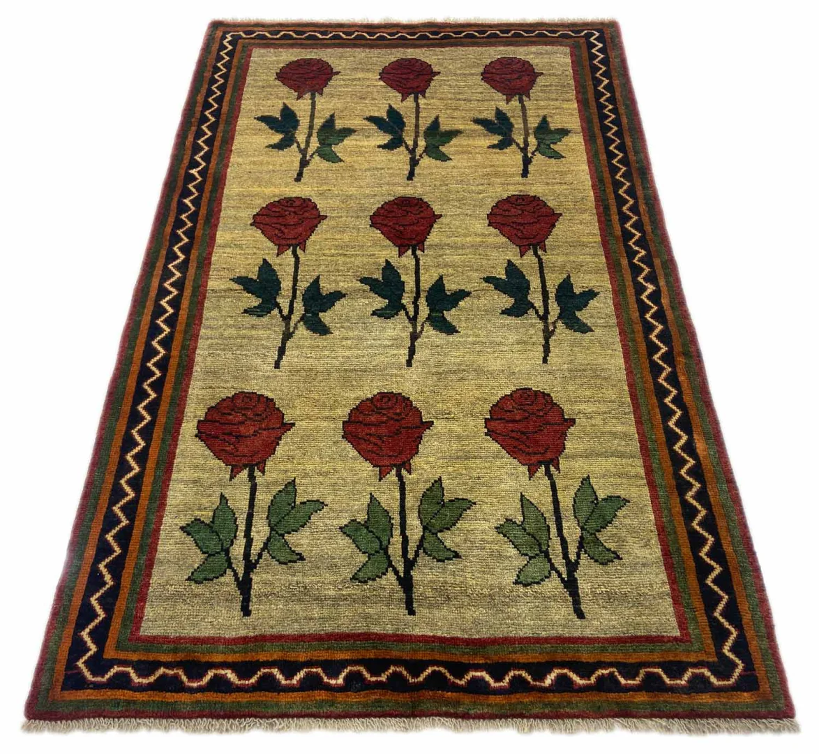 Gabbeh 193 x 121 cm - Gabbeh Shuli mit ausgefallenen Mustern, Knotendichte: 90.000 - 180.000/m², handgeknüpft, Perserteppich