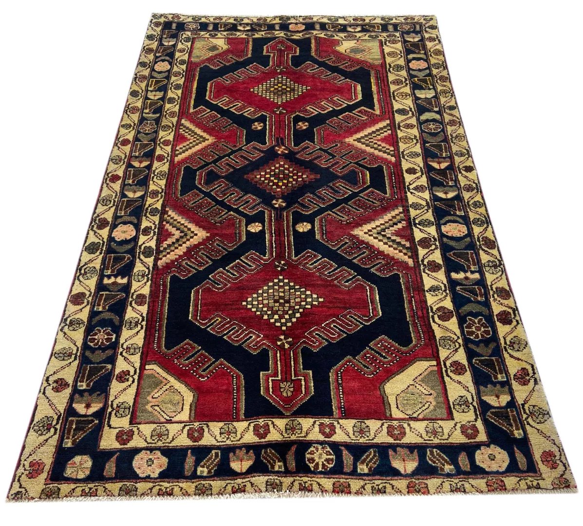 Hamadan Perserteppich 213 x 132 cm, Knotendichte 100.000 - 350.000, handgeknüpft, Vielfalt im Design, Perserteppich