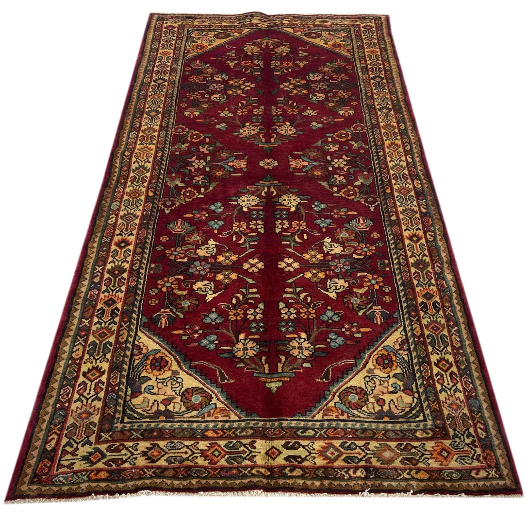 Hamadan Perserteppich 244 x 125 cm | Knotendichte: 100.000 - 350.000 Knoten/m² | Handgeknüpft, Vielfalt im Design
