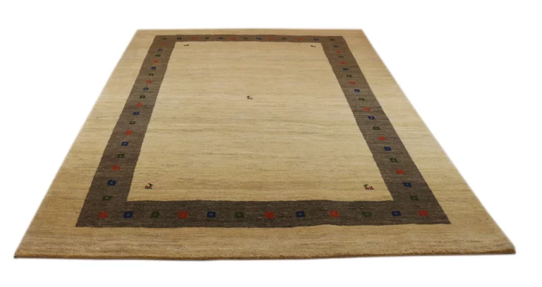 Gabbeh Perserteppich 293 x 206 cm – Hoher, weicher Flor mit abstraktem Design und spielerischen Figuren – Handgeknüpft