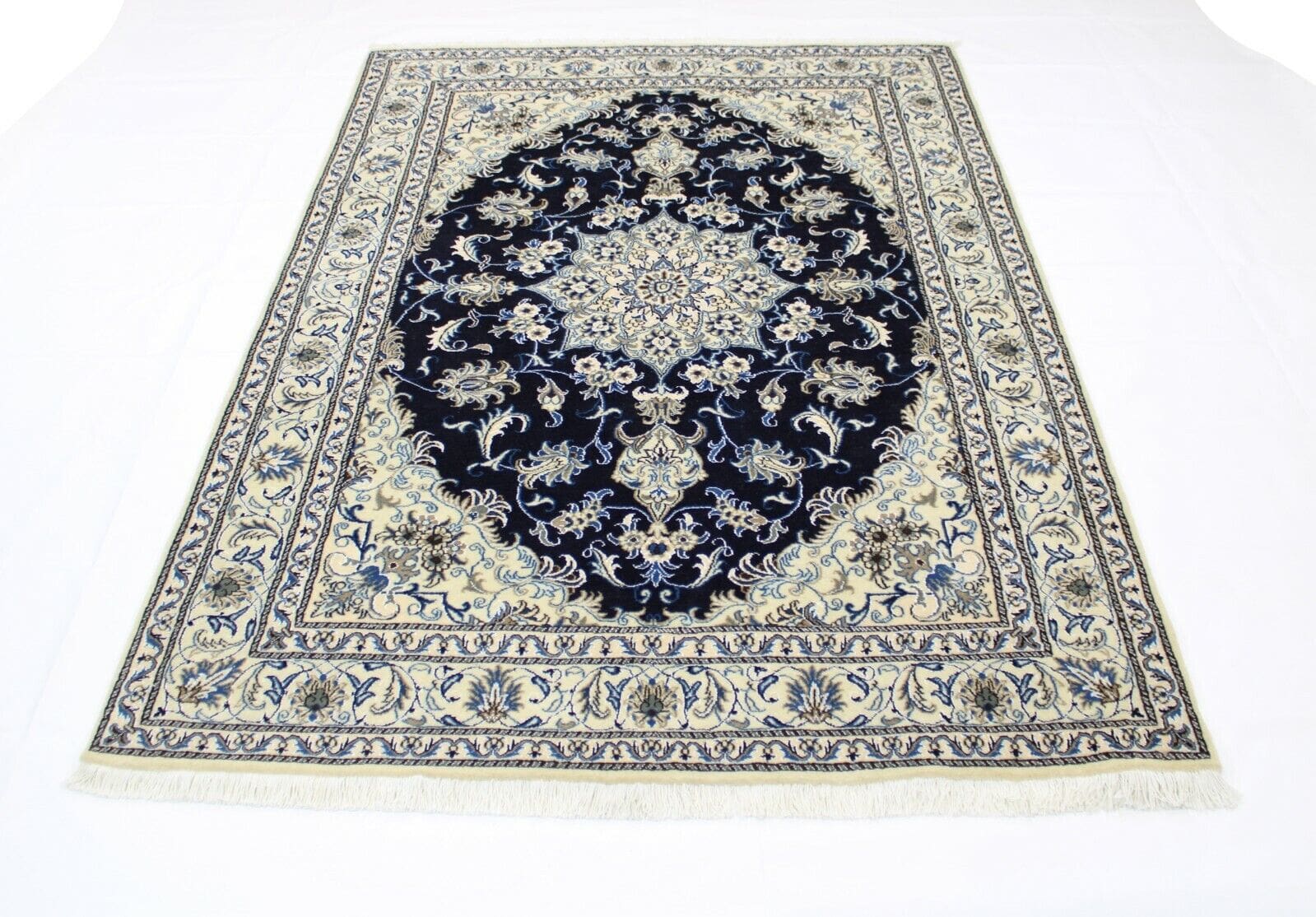 Original Perserteppich Nain 239x167 cm, Top Zustand, handgeknüpft