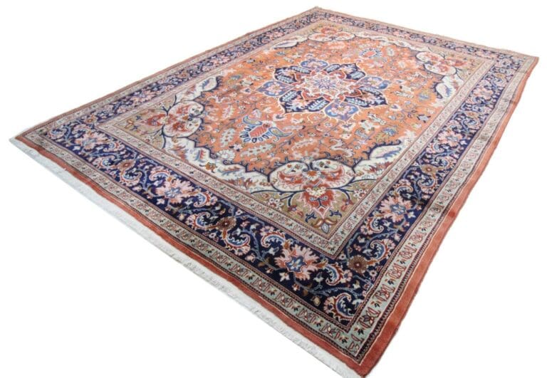 Handgeknüpfter Heriz Perserteppich 360x285 cm - Qualität & Stil