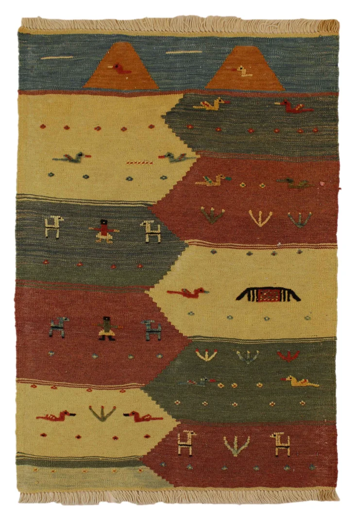 Handgewebter Kelim 117 x 75 cm aus Fars, vielseitig als Wandbehang