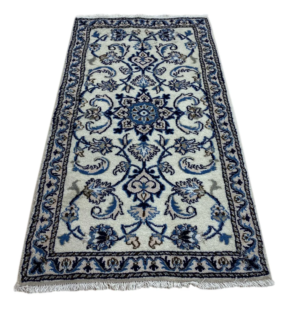 Nain Teppich 134x68 cm florales Medaillon, handgeknüpft