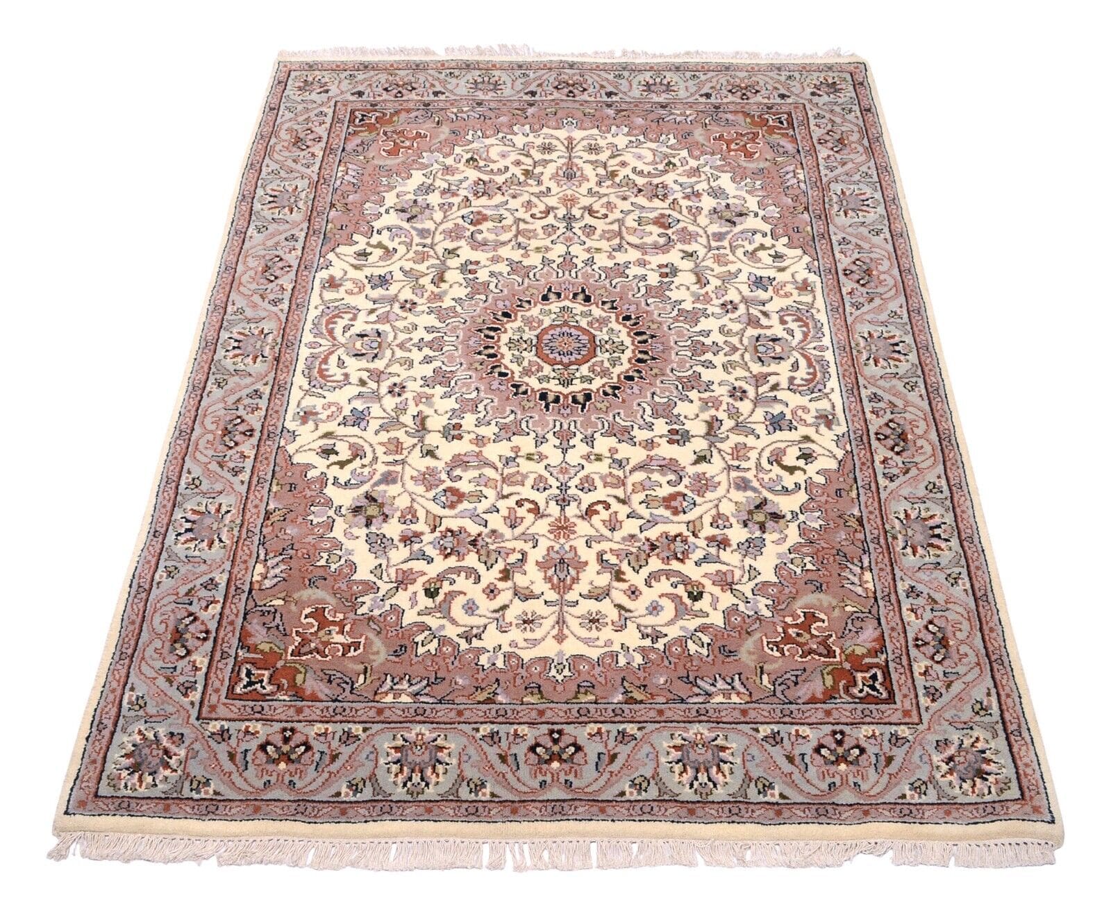 Handgeknüpfter Orientteppich 192x140 cm, 139.000 Knoten, beige