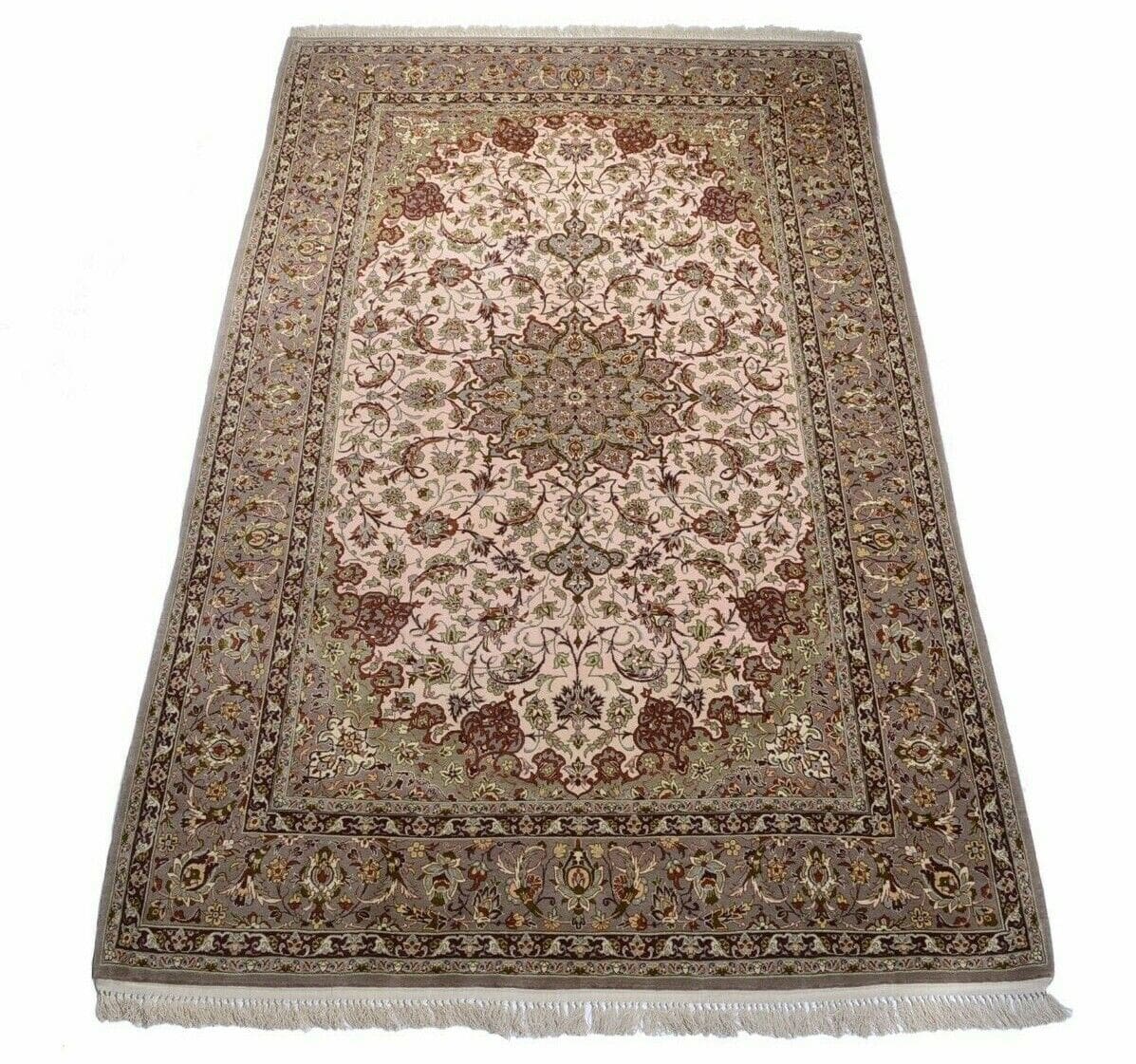 Isfahan Orientteppich 234 x 150 cm, 800.000 Knoten, handgeknüpft
