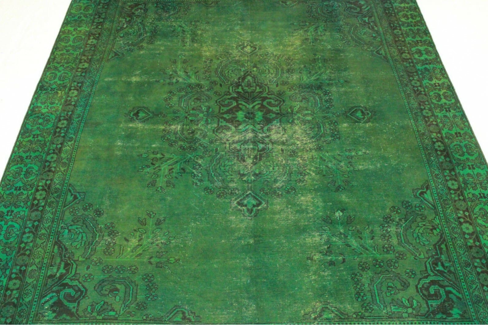 Vintage Orientteppich Grün 367x282cm – Handgeknüpft, Design-Unikat