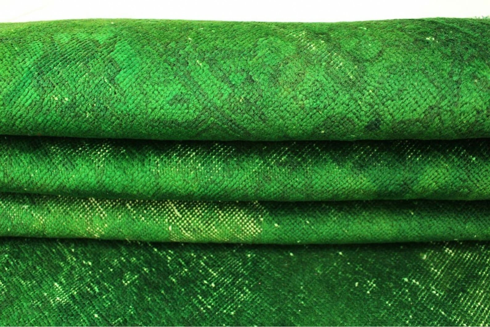 Vintage Orientteppich Grün 350x239cm, handgeknüpft, Designerstück