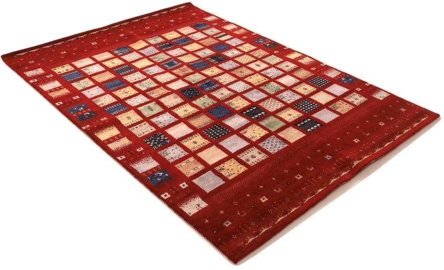 Orientteppich 240x172 cm in leuchtendem Rot, handgeknüpft