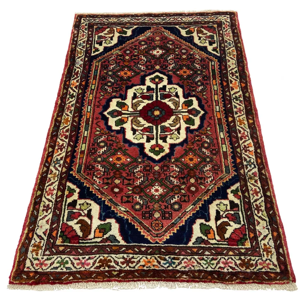 Orientteppich Hosseinabad 162 x 101 cm, 200.000 Knoten, handgeknüpft