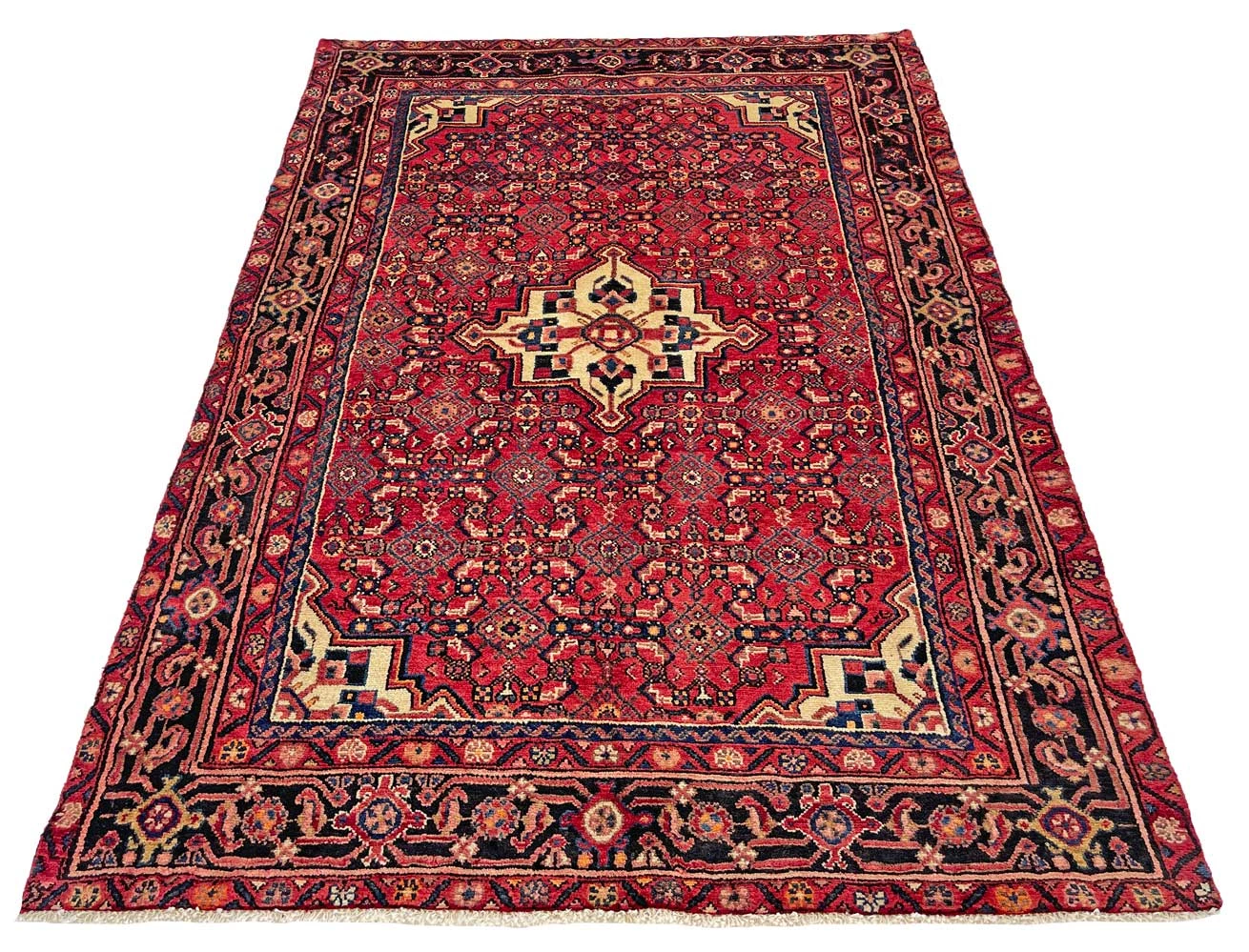 Orientteppich Hosseinabad 212 x 149 cm, 200.000 Knoten, handgeknüpft