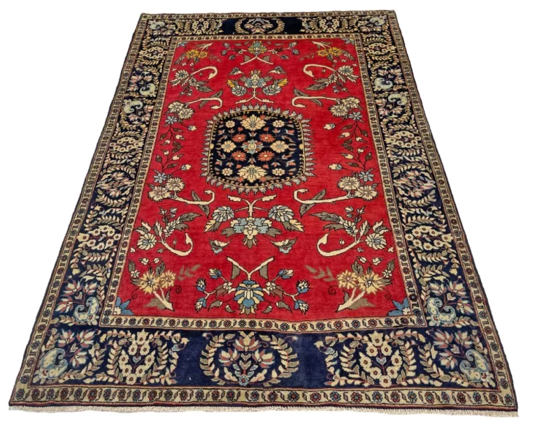 Orientteppich Lilyan 229 x 148 cm, 100.000-350000 Knoten, handgeknüpft