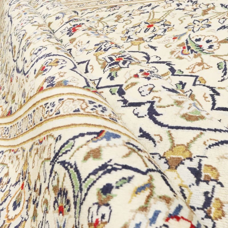 Kashan Teppich 342x244 cm - Handgeknüpft, klassisches Medaillon, Perserteppich