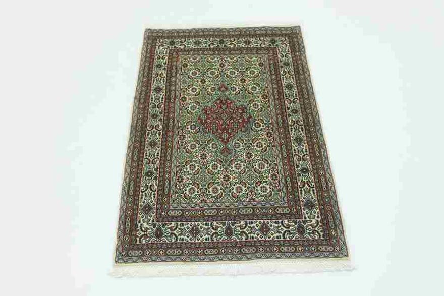 Moud-Teppich 122x80 cm Medaillon-Muster handgeknüpft Perserteppich
