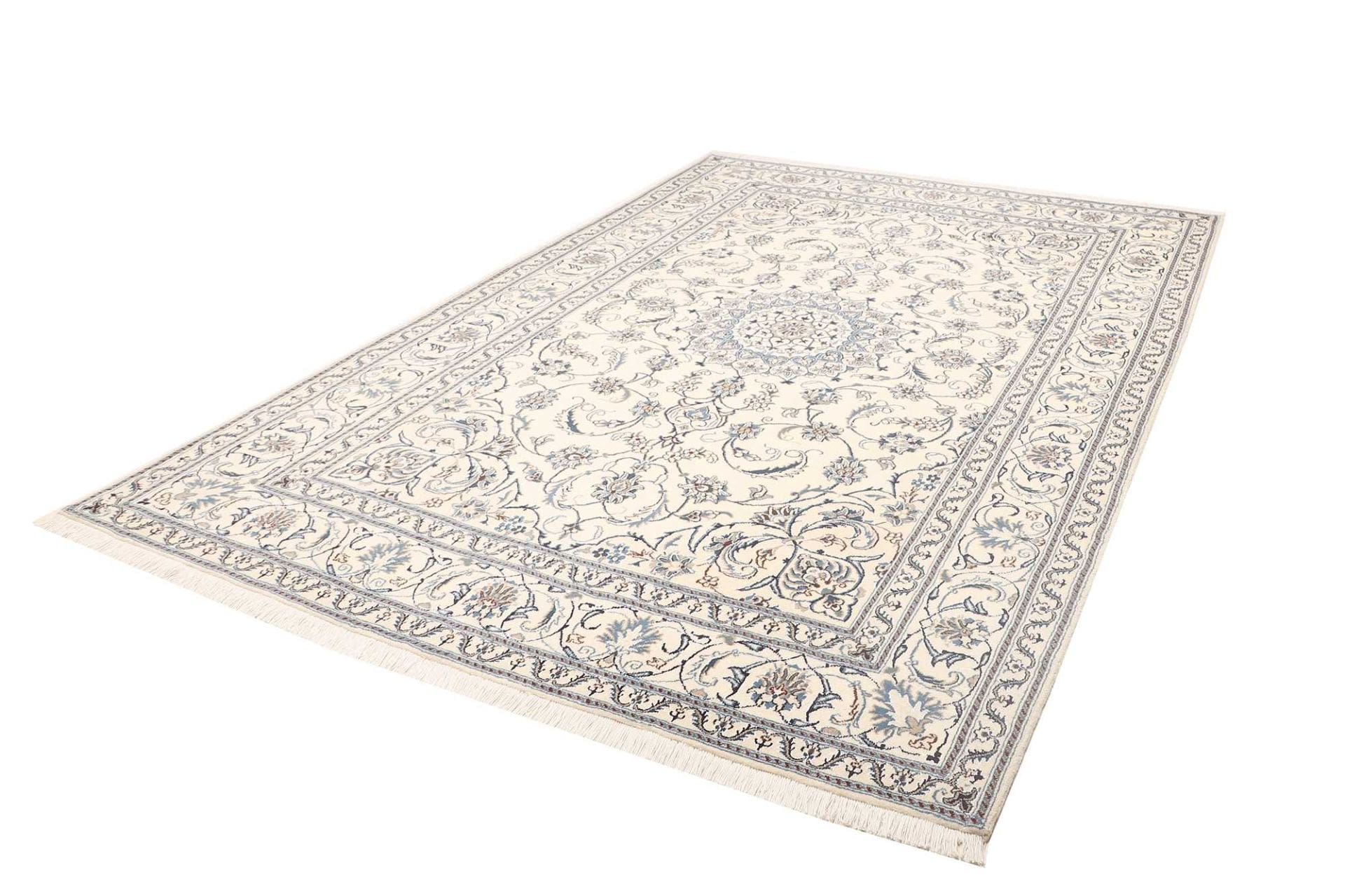 Nain Teppich 208 x 294 cm, florale Muster, handgeknüpft, Perserteppich