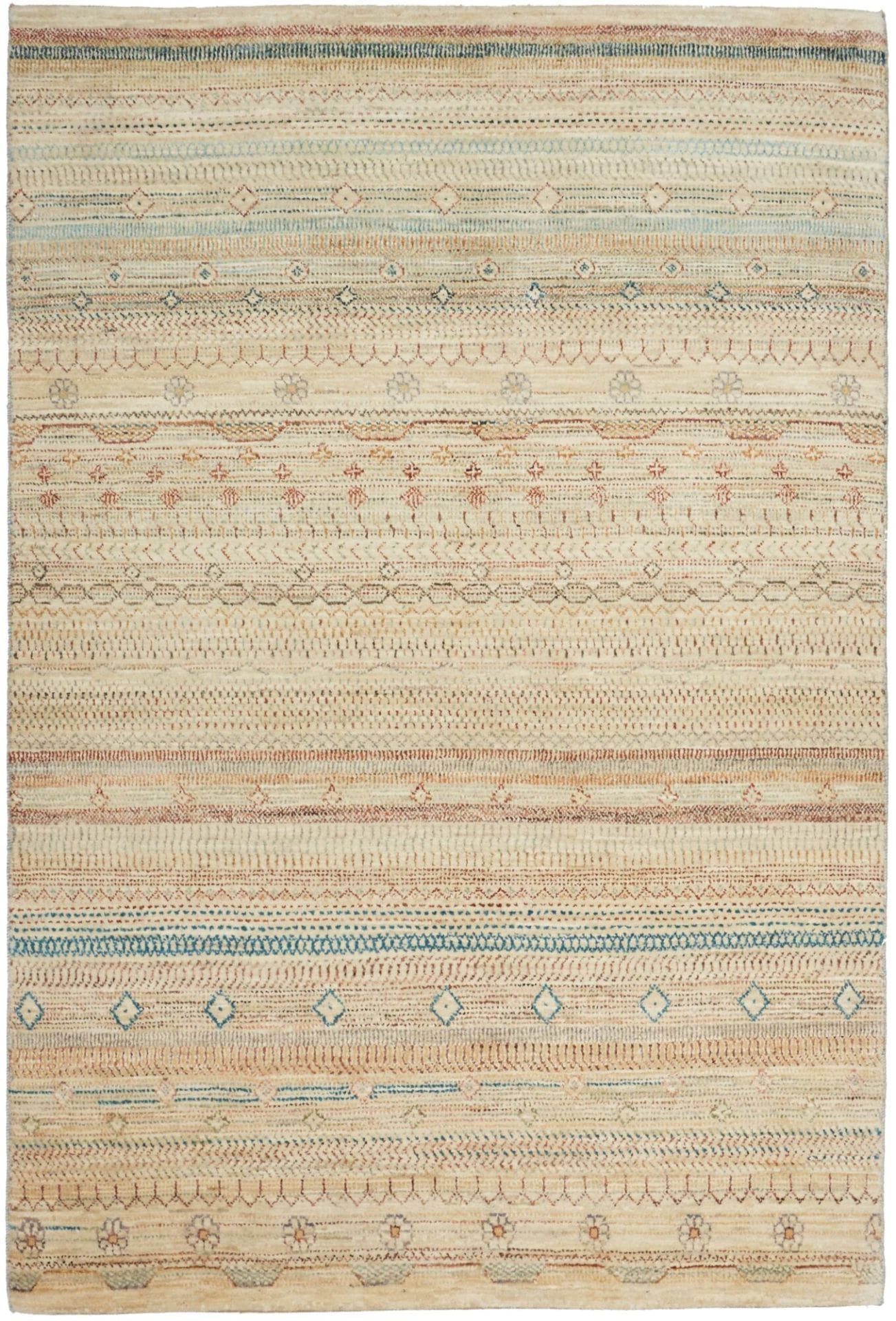 Loribaft Orientteppich 136 x 199cm aus Schurwolle, handgeknüpft