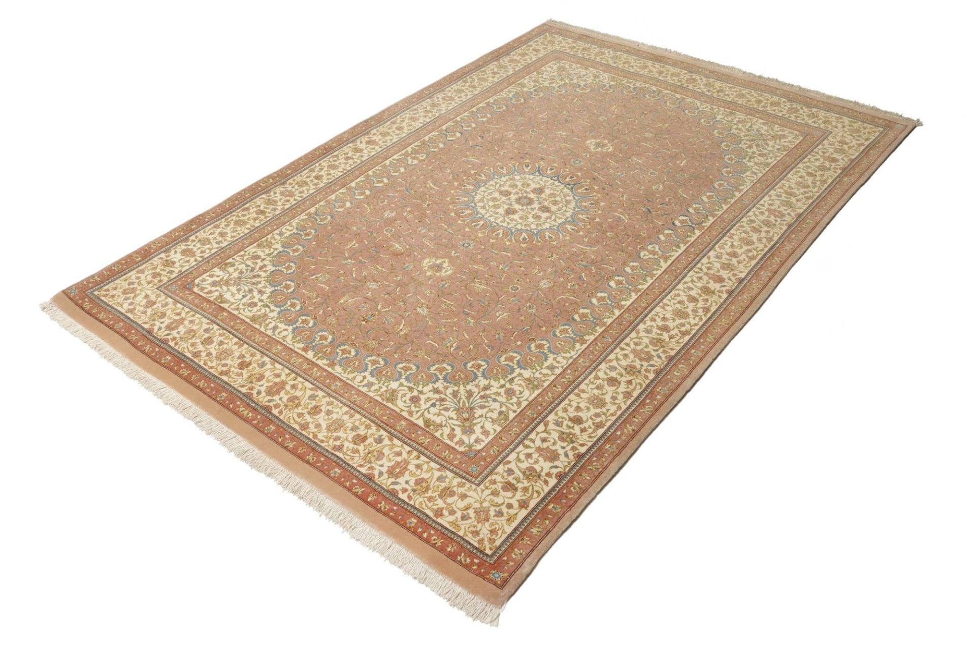 Isfahan Teppich 139 x 201 cm, florale Muster, 600K Knoten, handgeknüpft