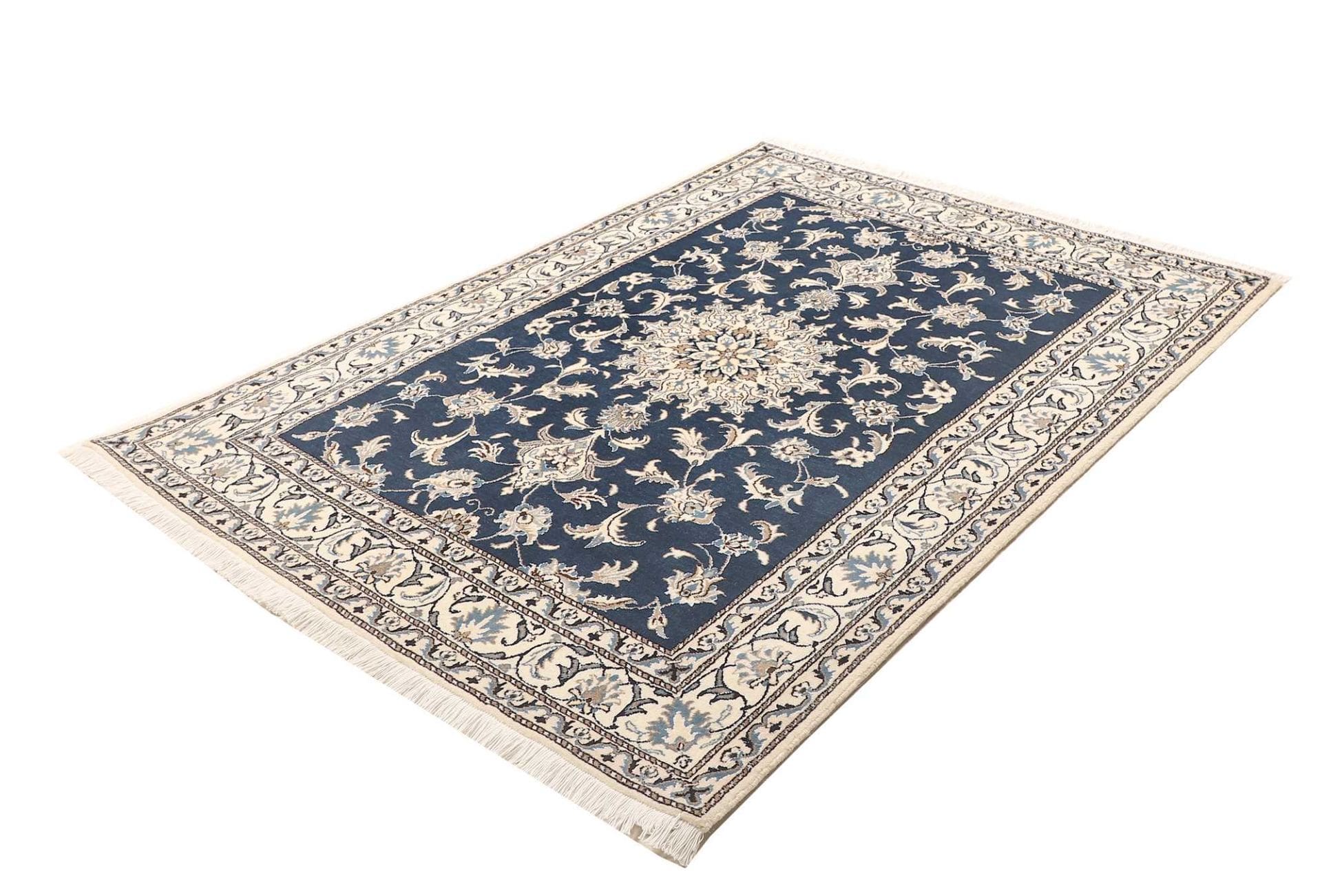 Nain Teppich 153 x 203cm, florales Design, handgeknüpft, Perserteppich