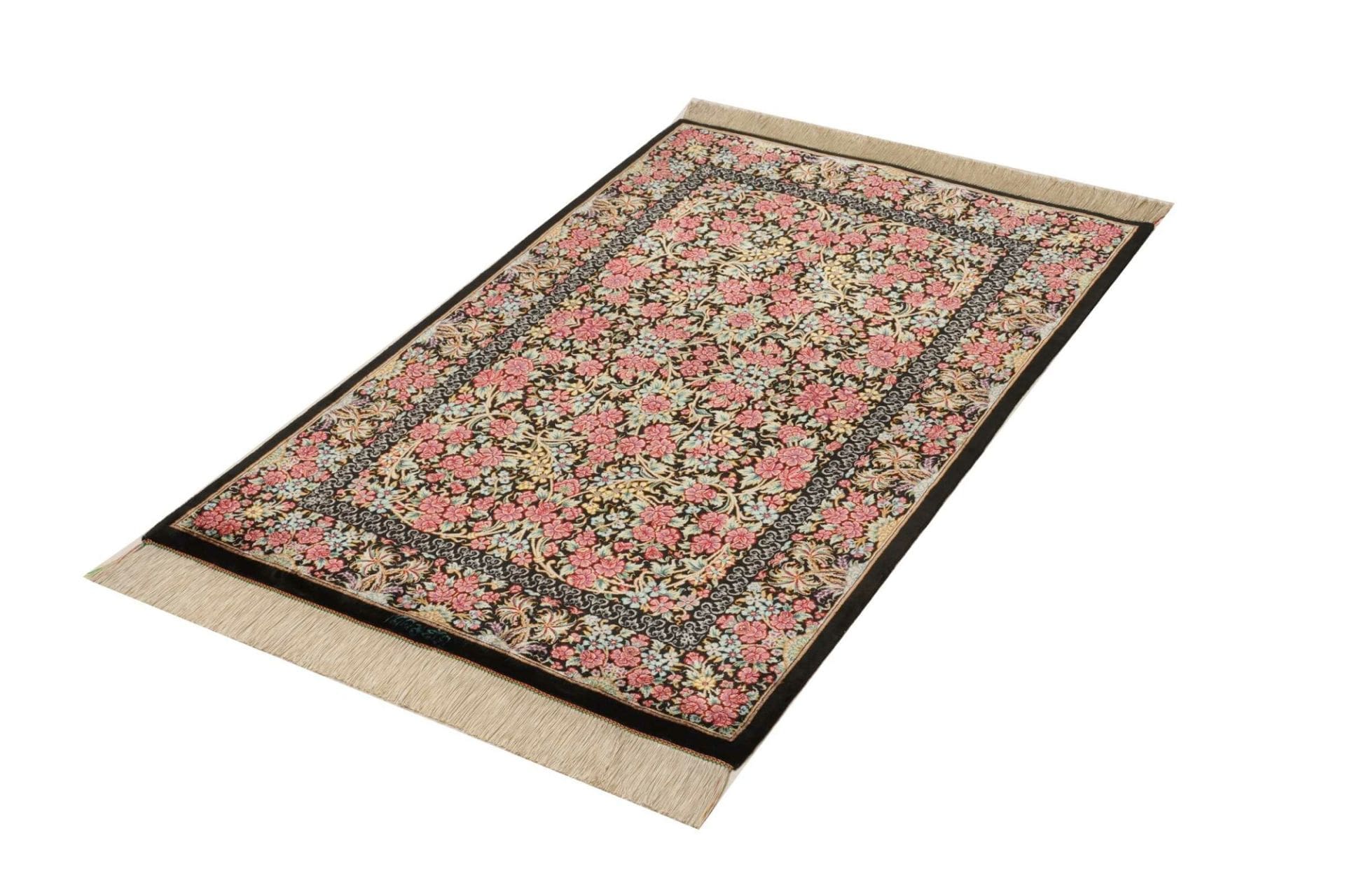 Ghom Teppich 81 x 119 cm aus Seide, florales Muster, handgeknüpft