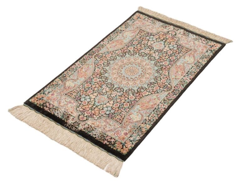 Ghom Teppich 61 x 90cm, handgeknüpft, Seide, florale Muster