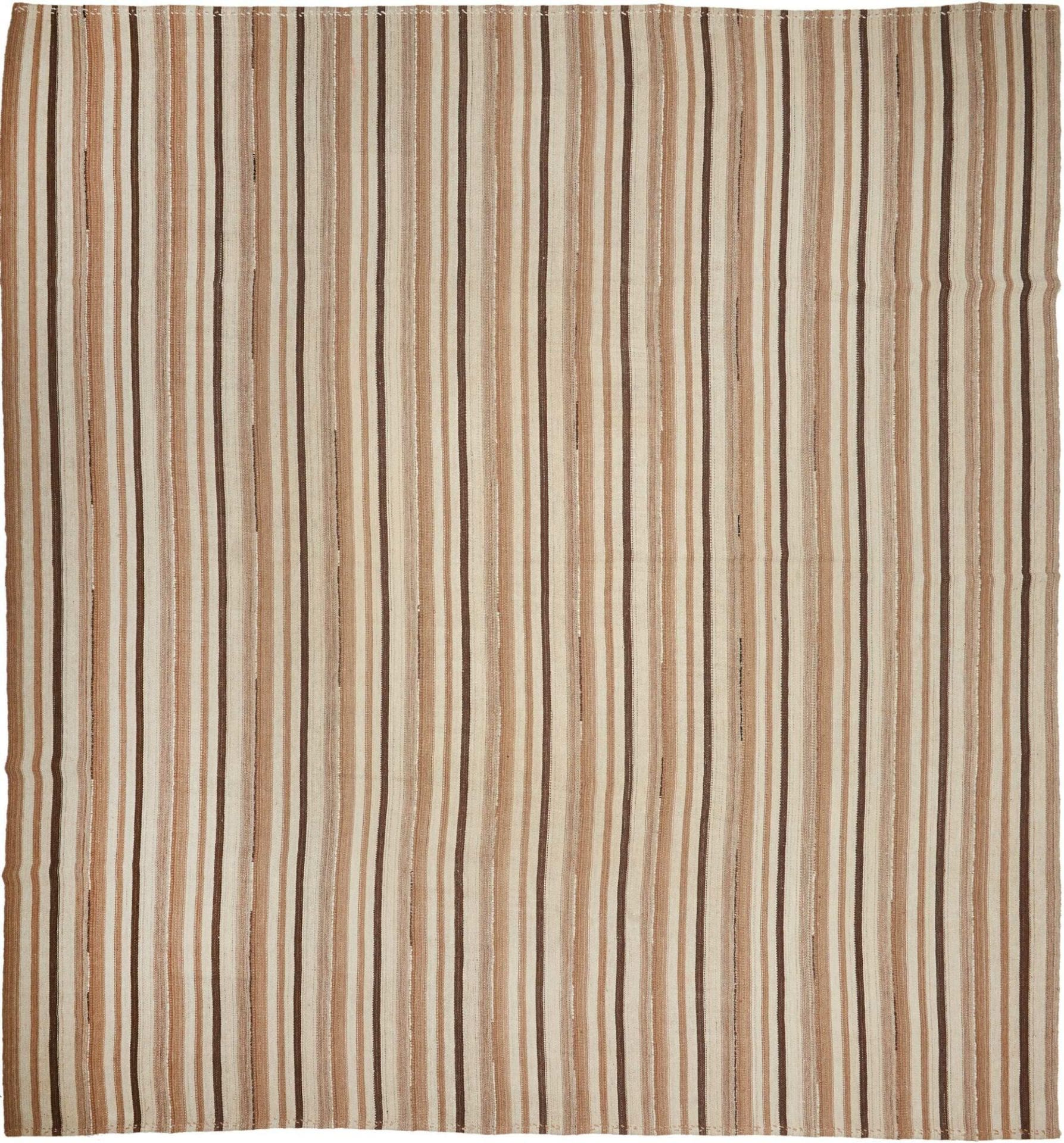 Antiker Kelim 311 x 331cm – Handgewebt, rustikaler Stil, Wolle