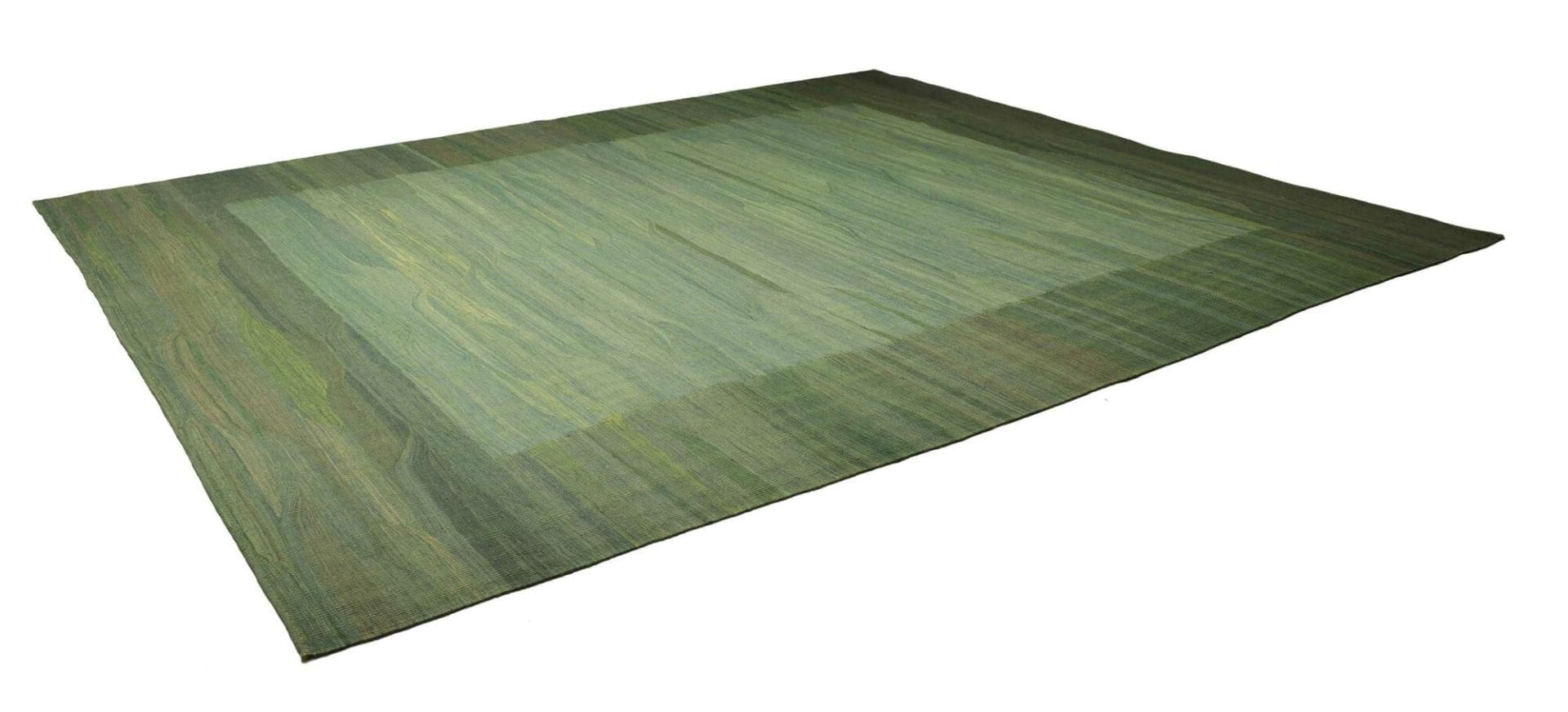 (Verkauft) Kelim Neo 356 x 418cm, handgewebt, rustikales Flair für Ihr Zuhause