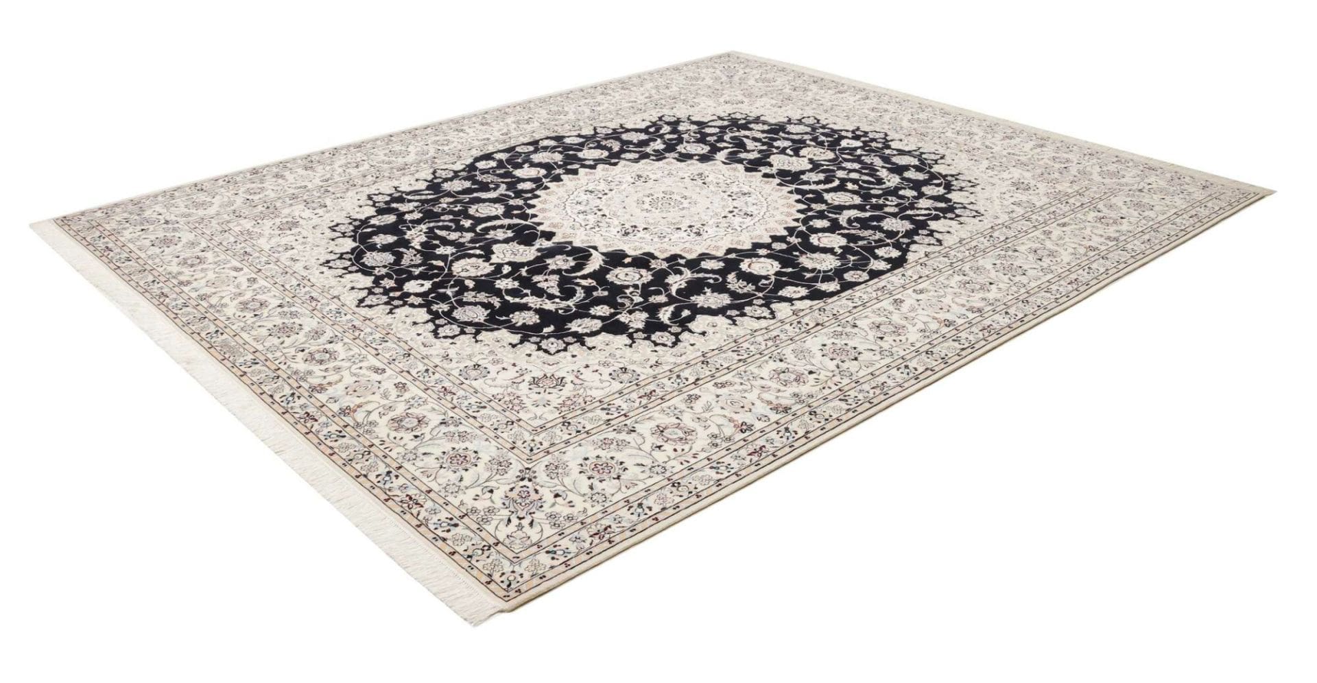 Nain Orientteppich 262 x 310cm, florales Muster, handgeknüpft