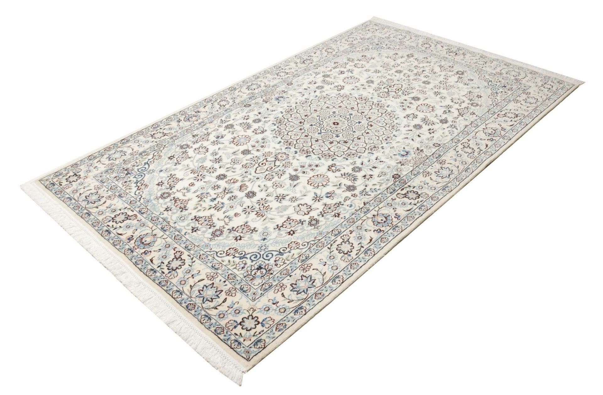 Nain Teppich 136 x 223 cm, handgeknüpft, florale Muster, Perserteppich