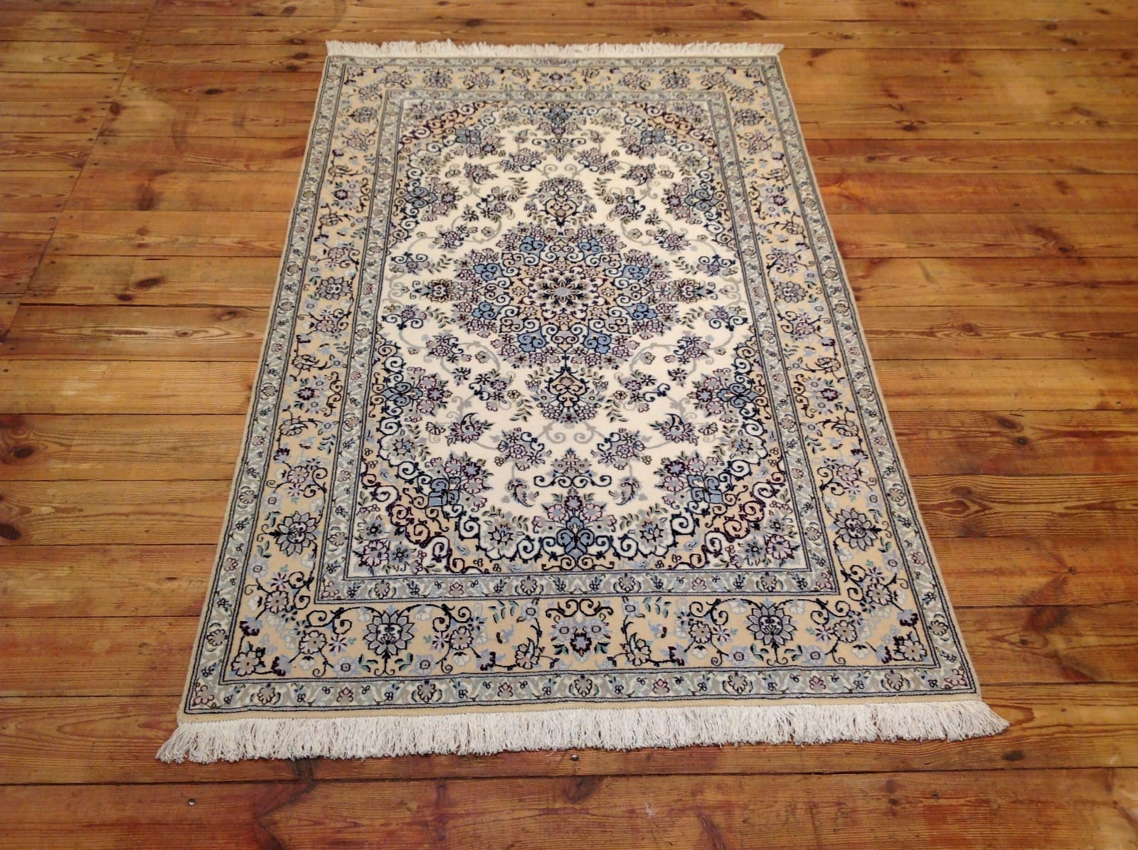 Wunderschöner Orientteppich Super Nain 6 La 180x114cm, 900.000 Knoten, handgeknüpft