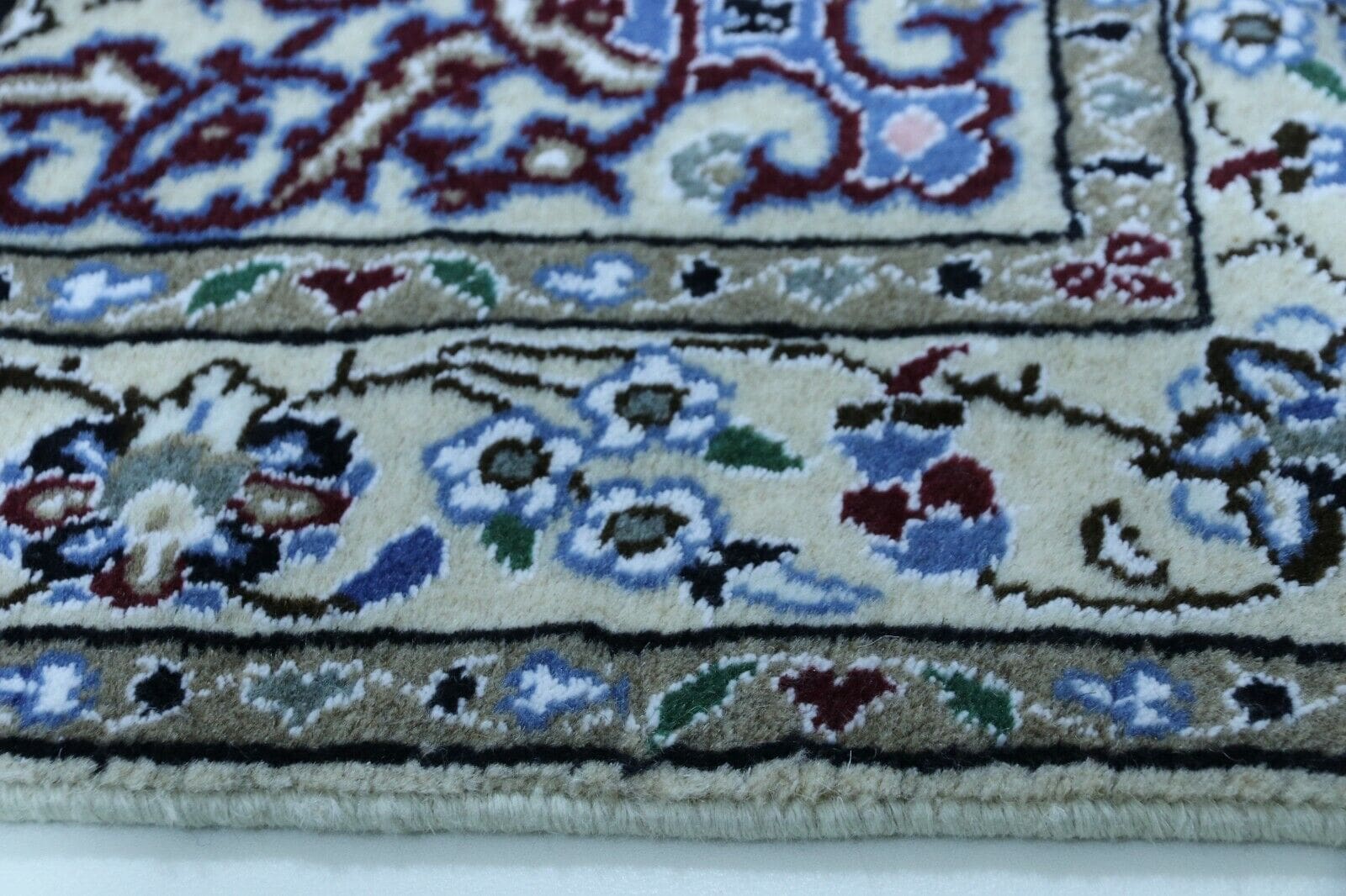 Schöner Perserteppich Super Nain 9la 152 x 97 cm, 500.000 Knoten, handgeknüpft