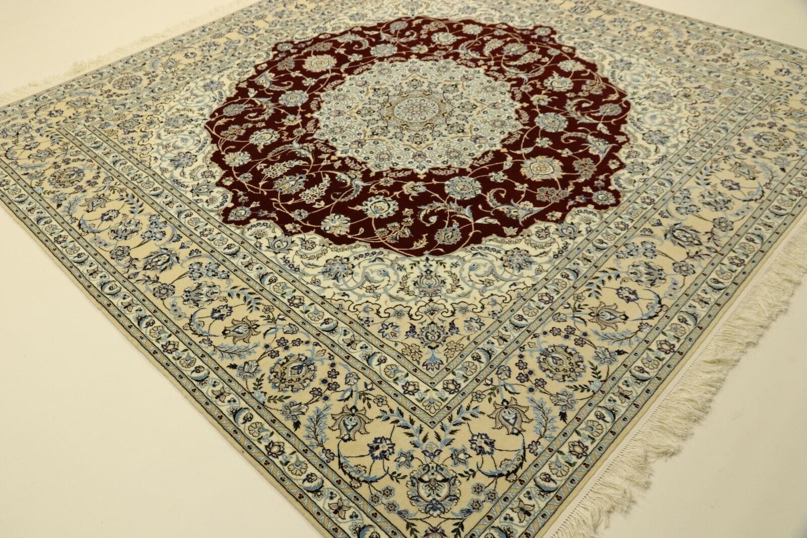 Wunderschöner Orientteppich Super Nain 6 La 254 x 261 cm handgeknüpft