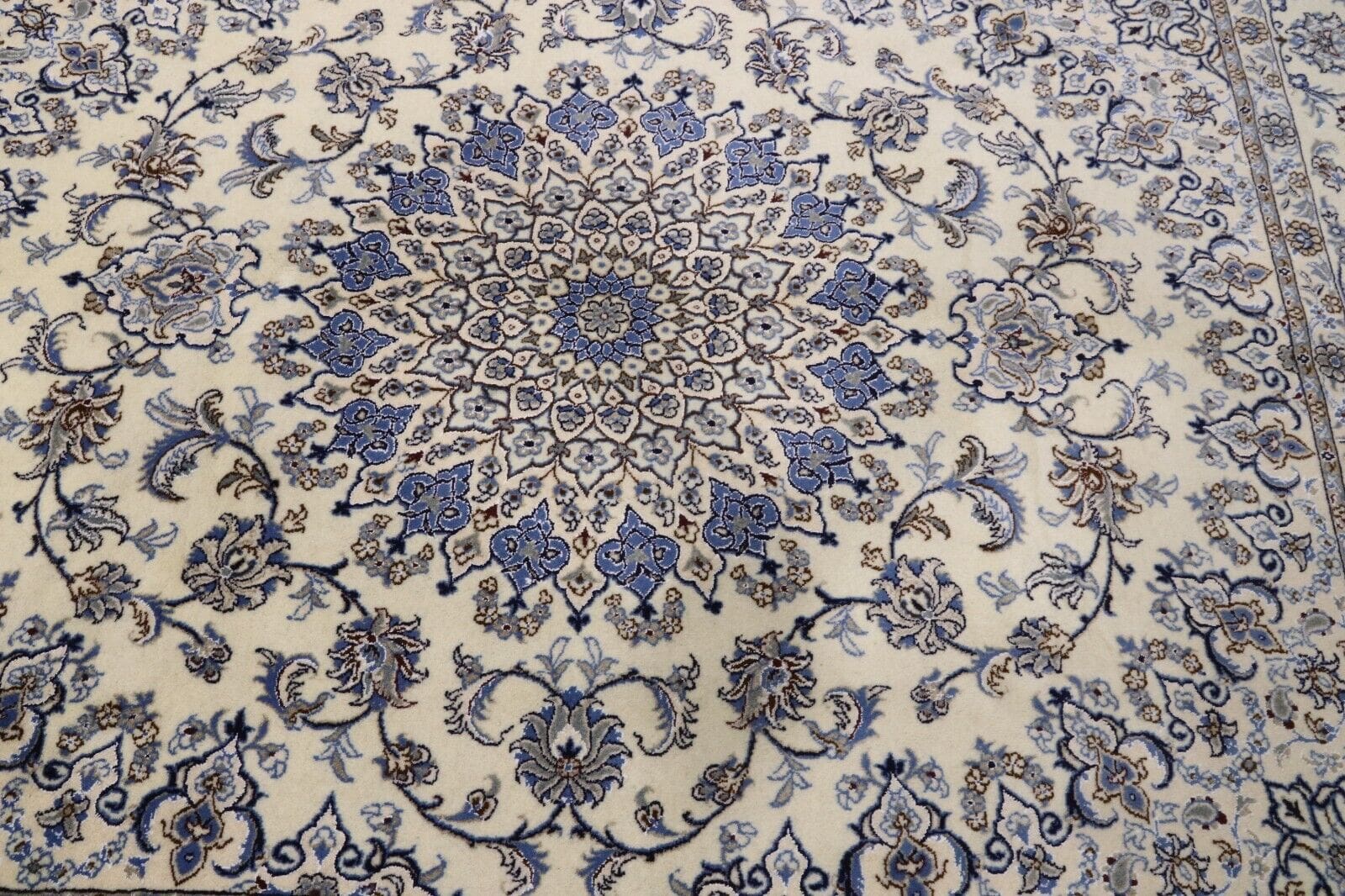 Wunderschöner Orientteppich 294 x 243 cm, 300000 Knoten, handgeknüpft