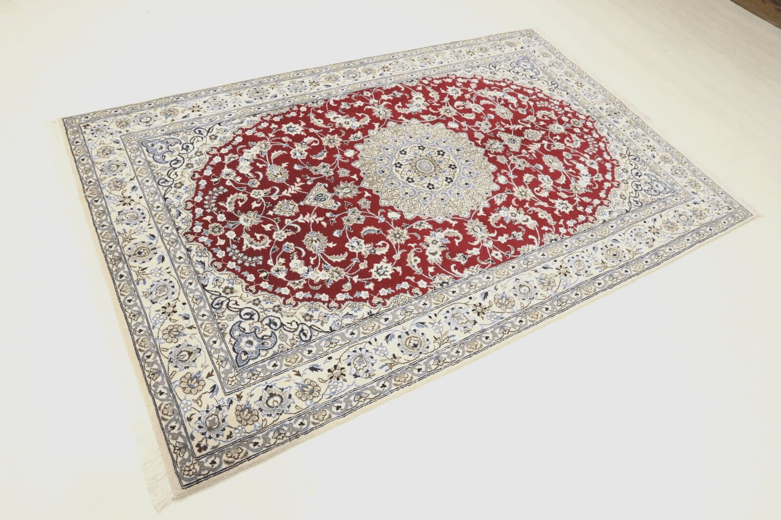 Orientteppich 242 x 159 cm, 500.000 Knoten, handgeknüpft, Perserteppich