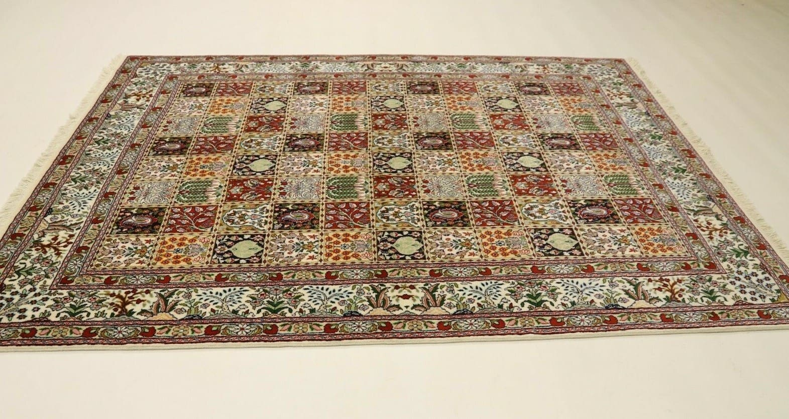 Orientteppich Super Moud 235 x 164 cm, 400000 Knoten, handgeknüpft