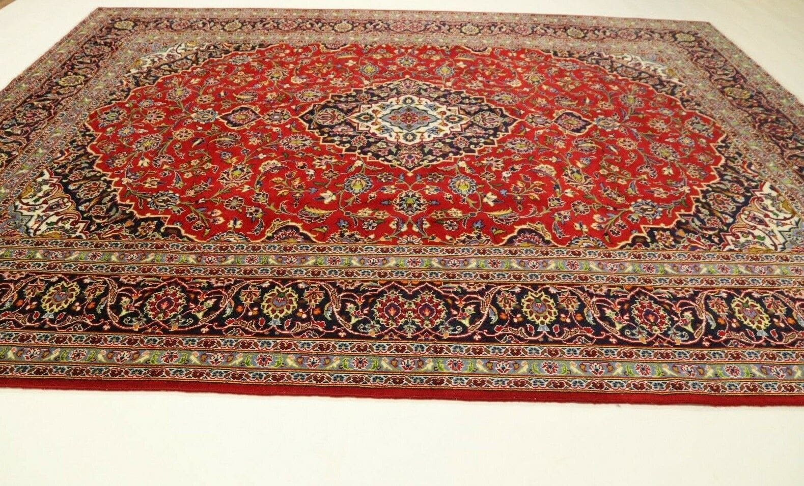 Wunderschöner Perserteppich 353x249cm, 300.000 Knoten, handgeknüpft