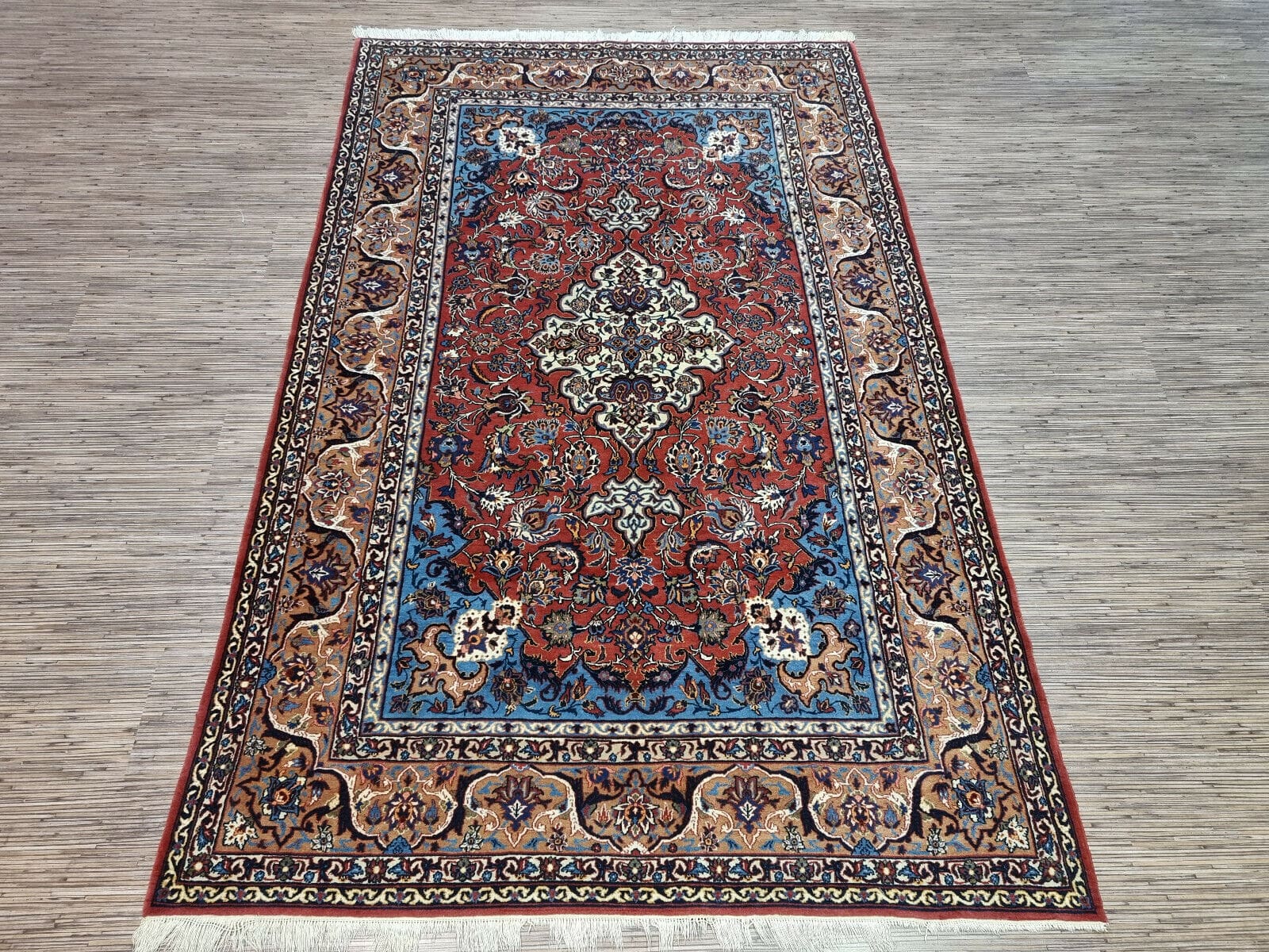 Hochwertiger Persischer Isfahan Teppich 238x148 cm, 900.000 K/m², handgeknüpft