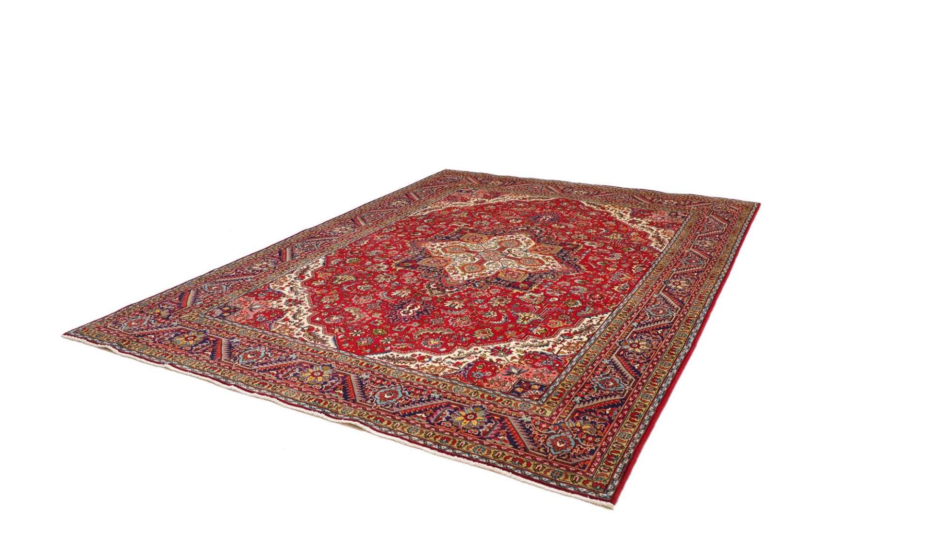 Orientteppich Täbriz 253 x 338 cm, handgeknüpft aus Schurwolle