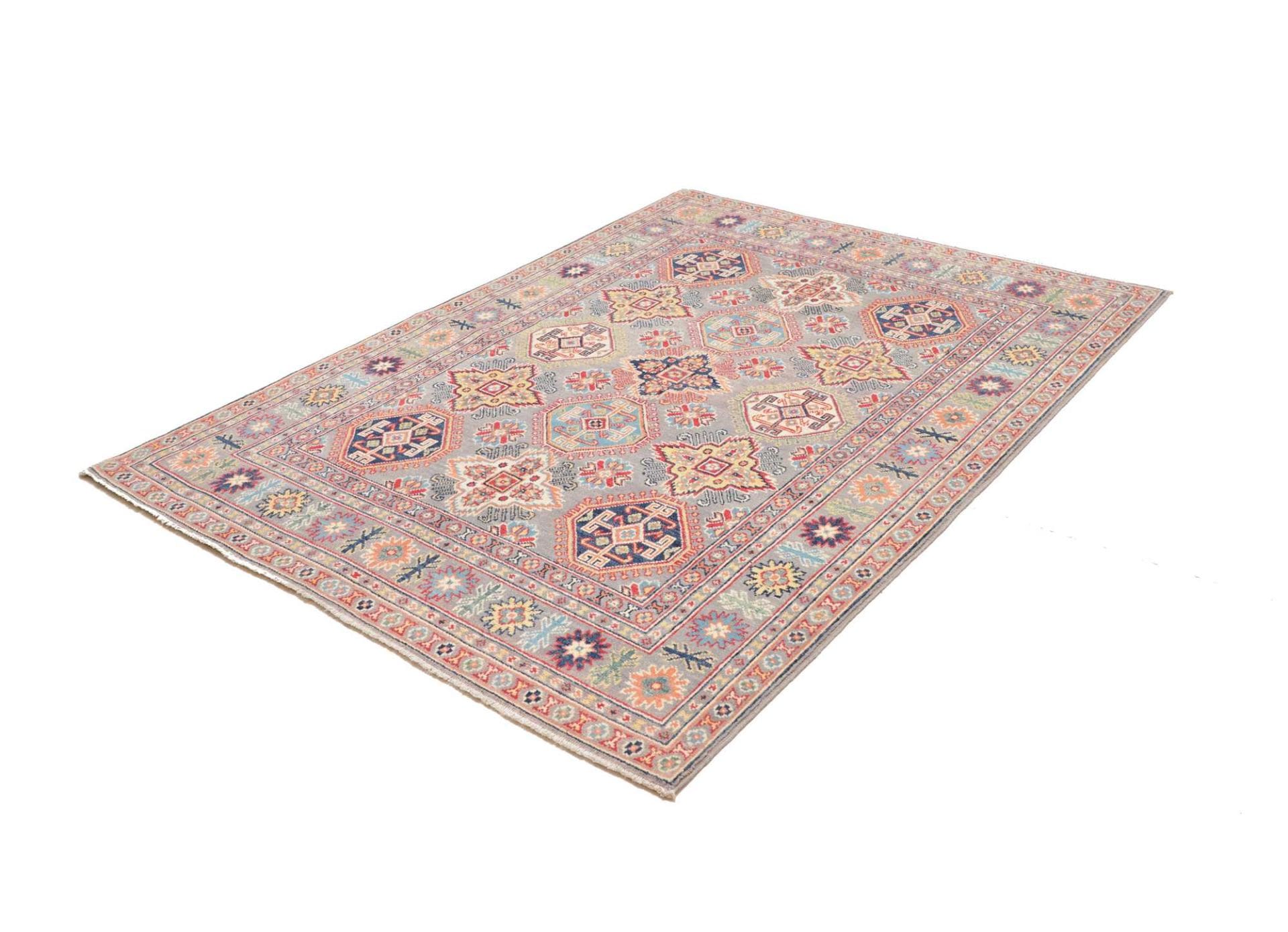 Kazak Orientteppich 155 x 200cm - Handgeknüpft & aus Schurwolle