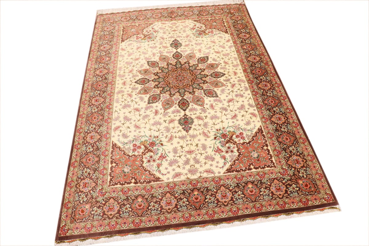 Exklusiver Seidenteppich Ghom Beige 207x139 cm, handgeknüpft 1 Mio Knoten/Qm