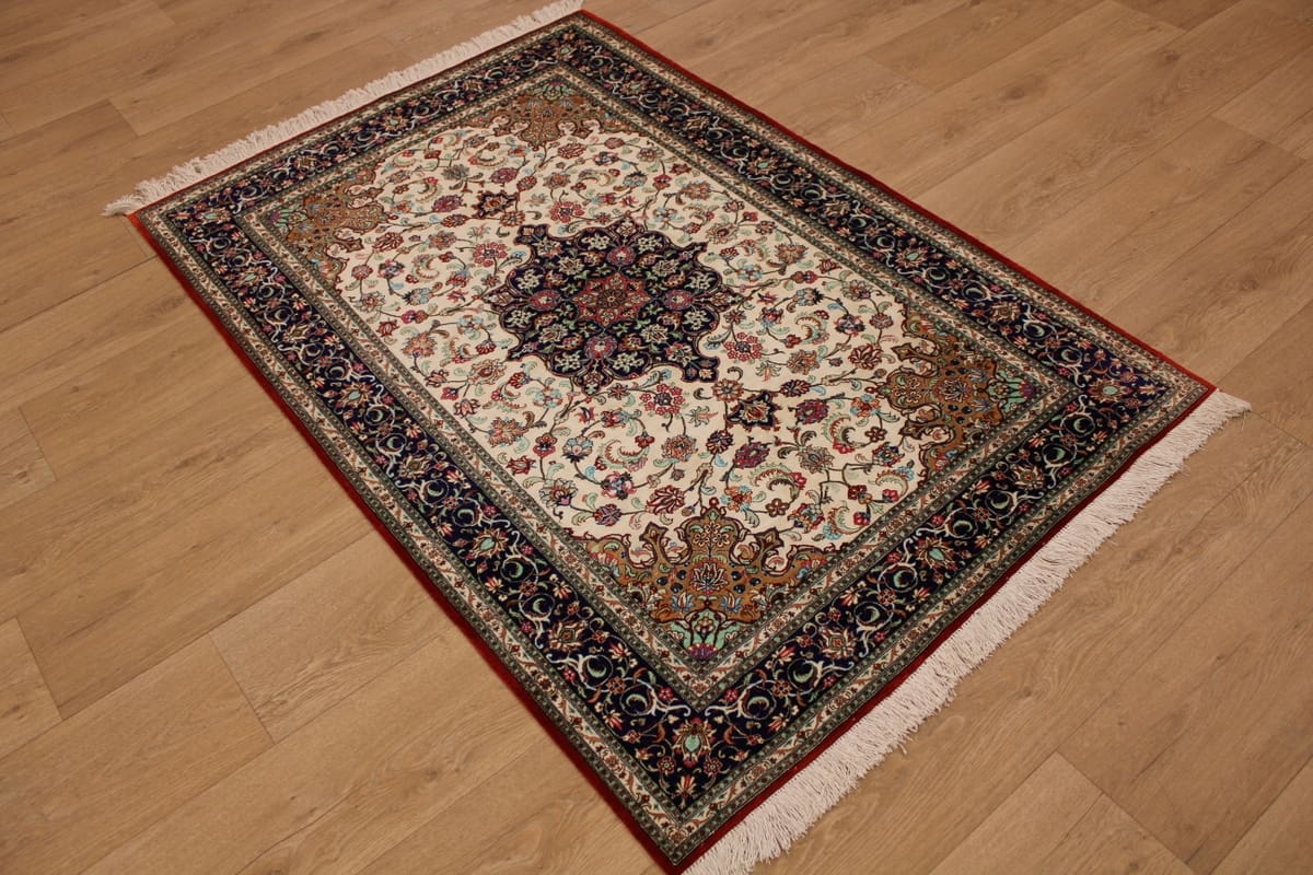 Seidenteppich Ghom 160x109 cm Beige, harmonische Naturfarben, handgeknüpft