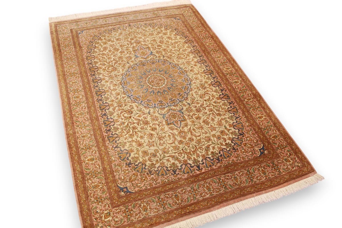 Seiden Teppich Ghom 118x76 cm Beige, exakte Knüpfung, handgeknüpft
