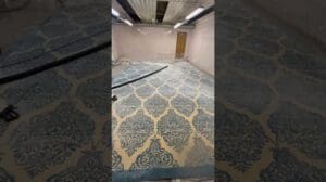 Handwäsche für einen Teppich aus Wolle + Seide. Größe des Teppichs 40 m² #Teppichwäsche #Teppichreinigung #iranischeTeppiche
