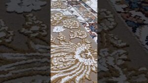 Persischer Teppich der Fabrik Farrahi Carpet, Iran