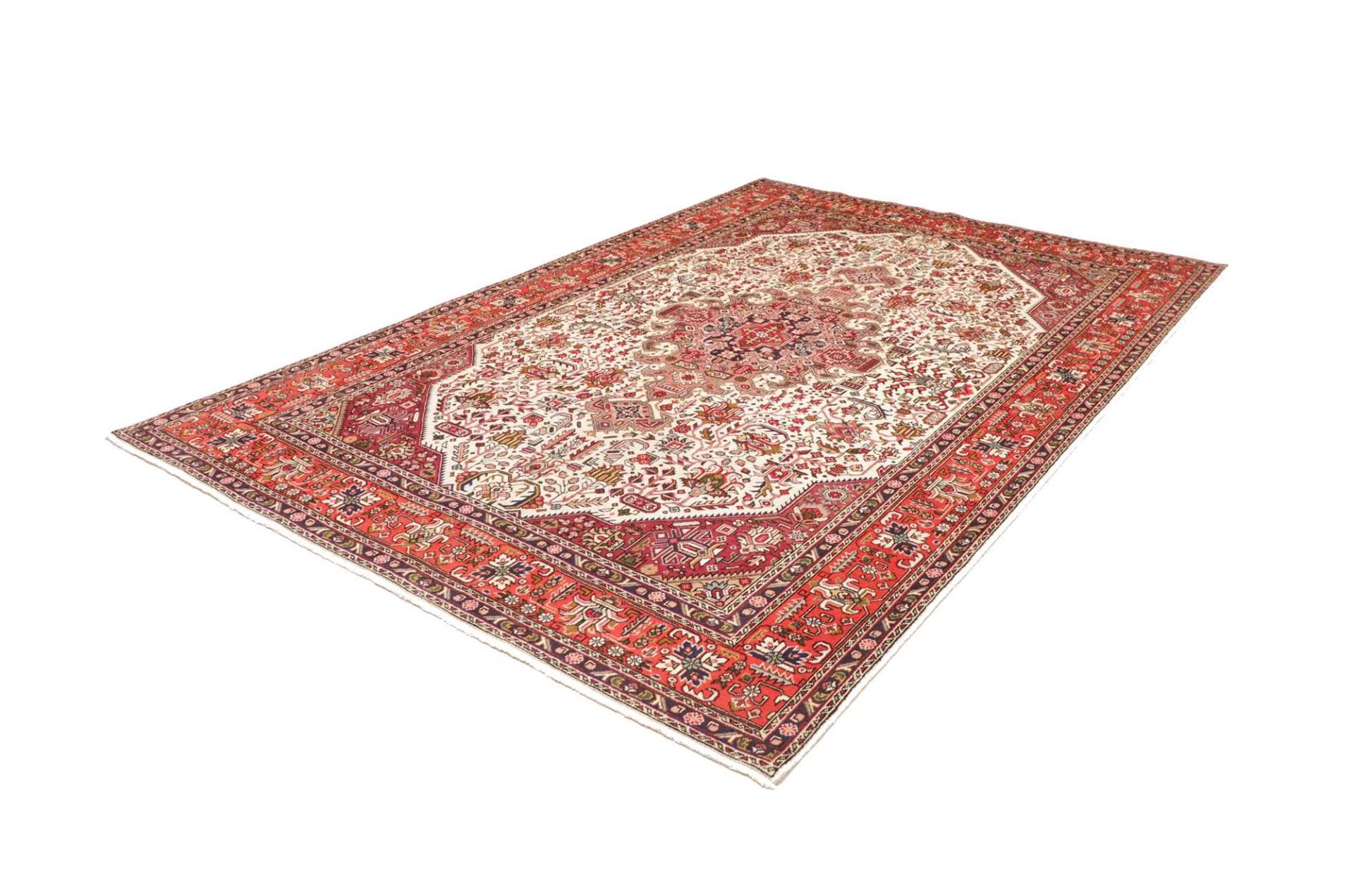 Perserteppich handgeknüpft Täbriz 205 x 298 cm mit floralen Mustern
