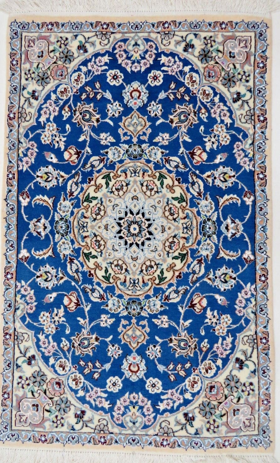 Perserteppich Nain 120 x 75 cm Schurwolle & Seide handgeknüpft elegant
