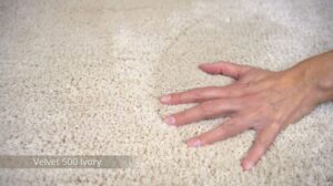 „Velvet 500 ivory / elfenbeinfarbener Teppich (Lalee)“