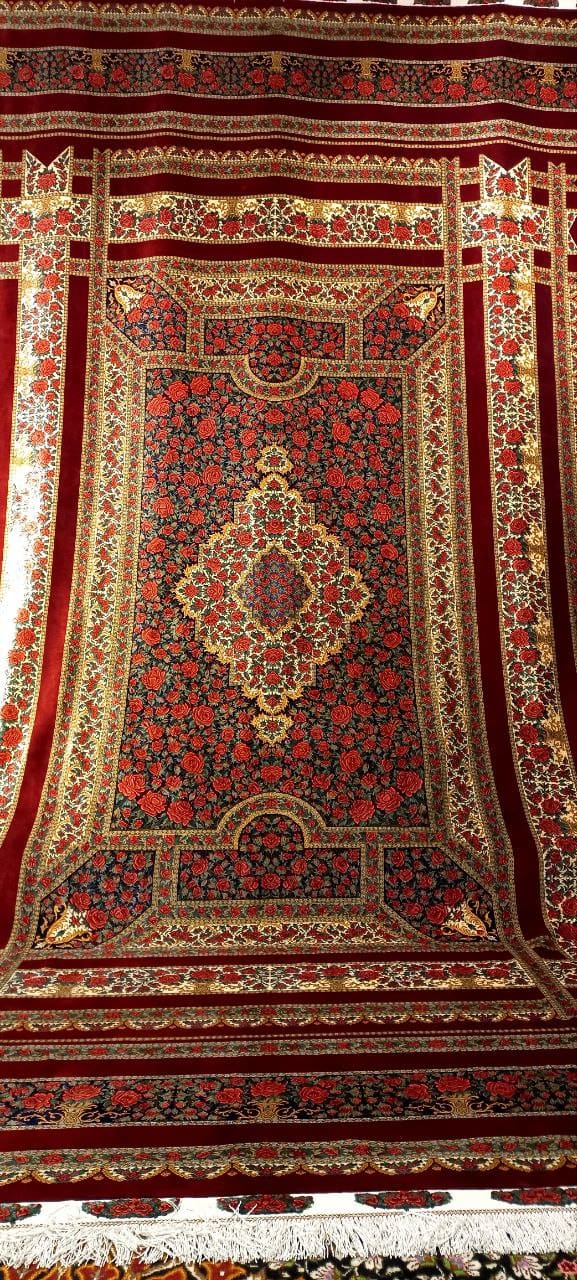 Rahmani Rose Ghom Qom Seidenteppich 56 Pertnerschaft in Europa mit Rahmani Rose Carpet – Der moderne Klassiker der Qom Seidenteppiche